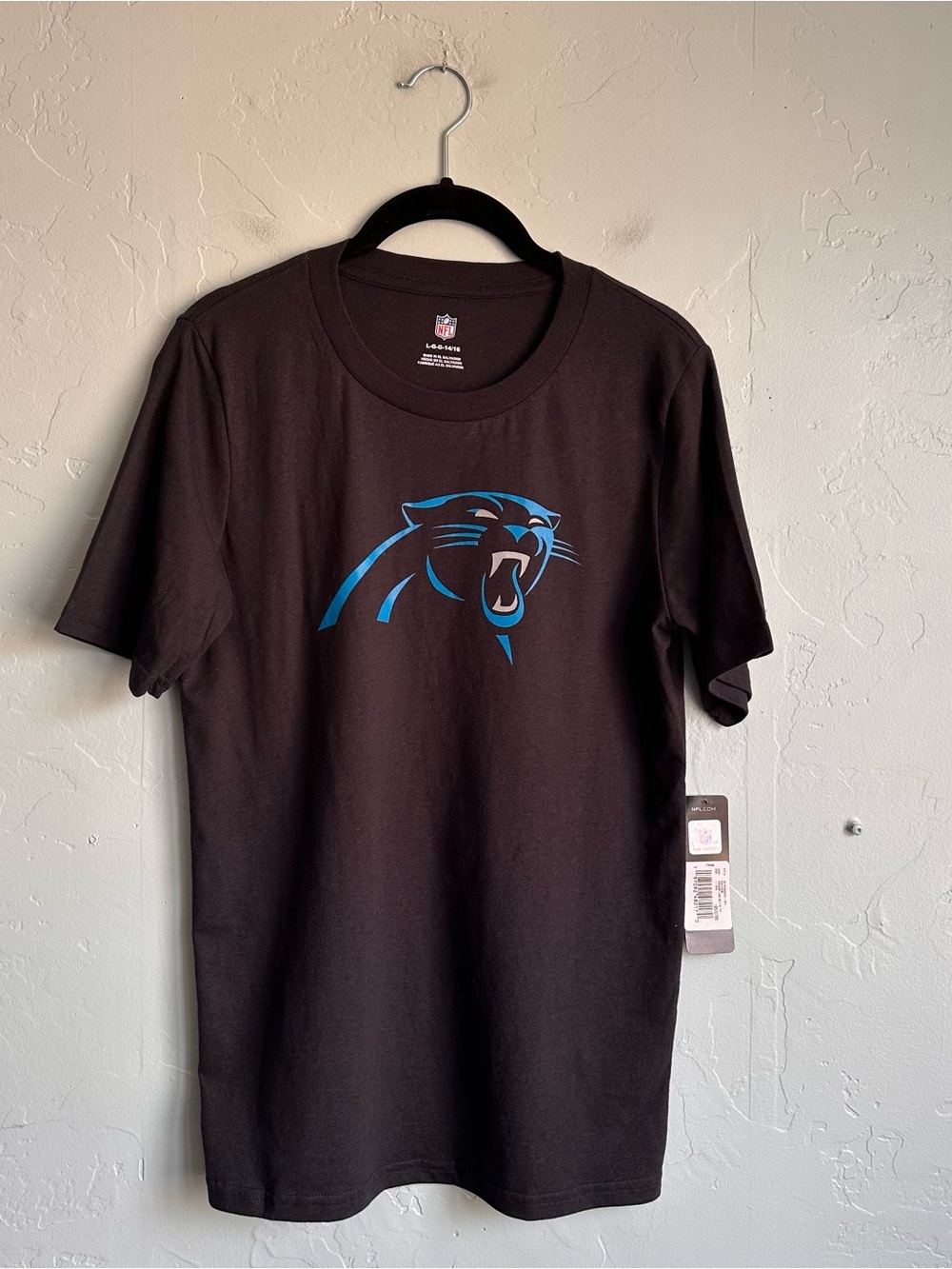 NWT NFL‎ Carolina Panthers Youth Black Short Sleeve Logo Tee Large